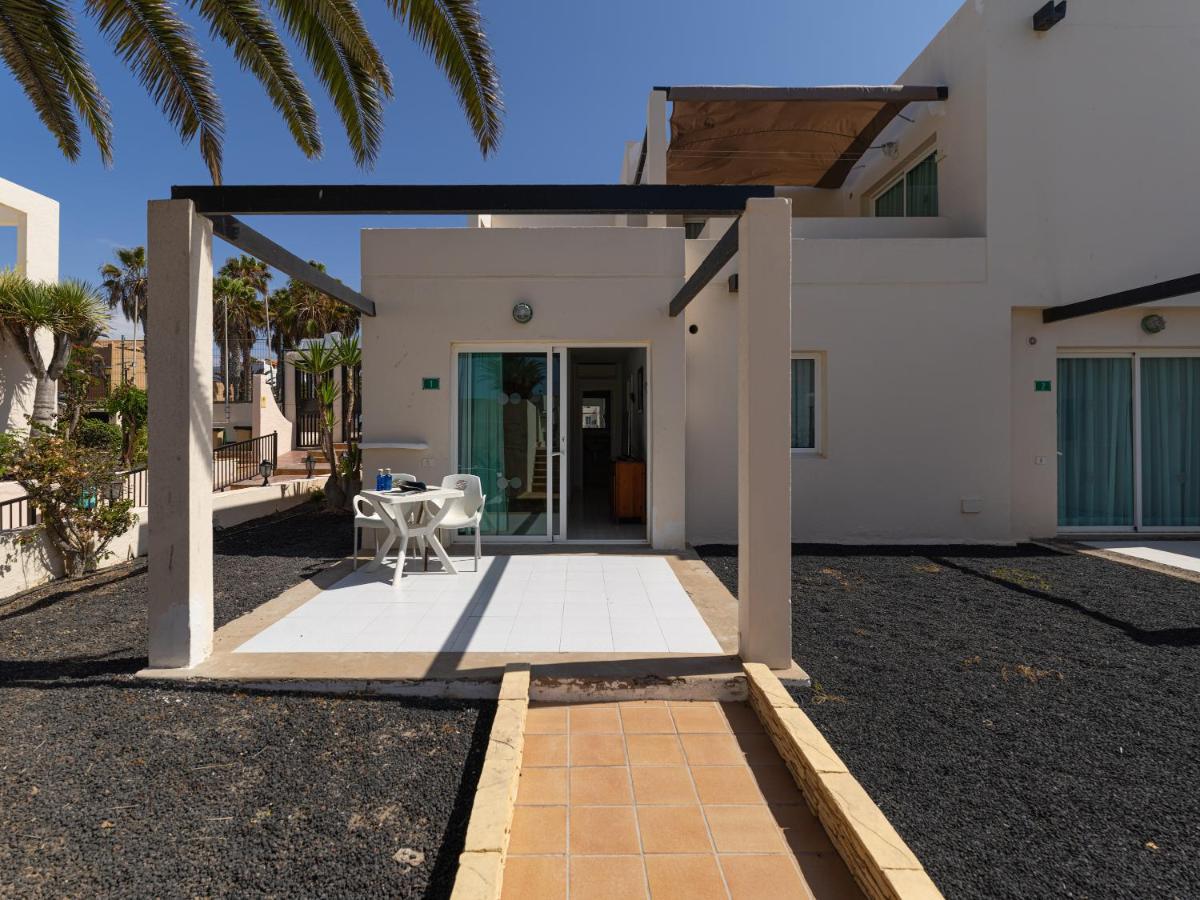 Homeforguest Apartamento Con Terraza Y Piscina En Корралехо Екстер'єр фото