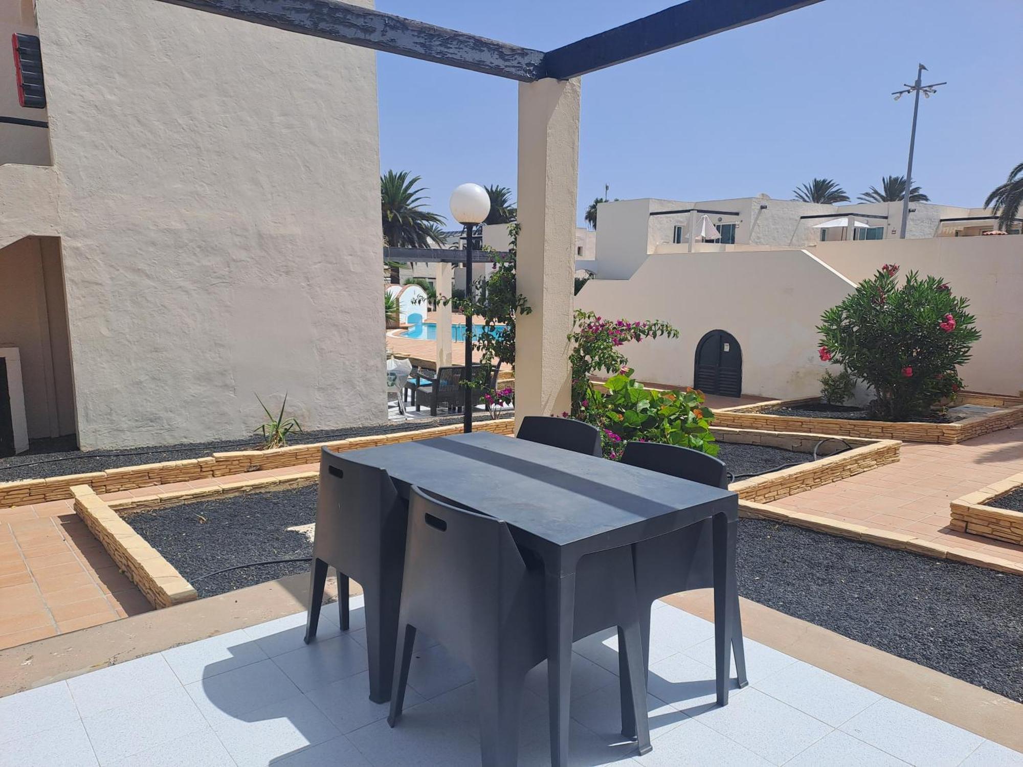 Homeforguest Apartamento Con Terraza Y Piscina En Корралехо Екстер'єр фото